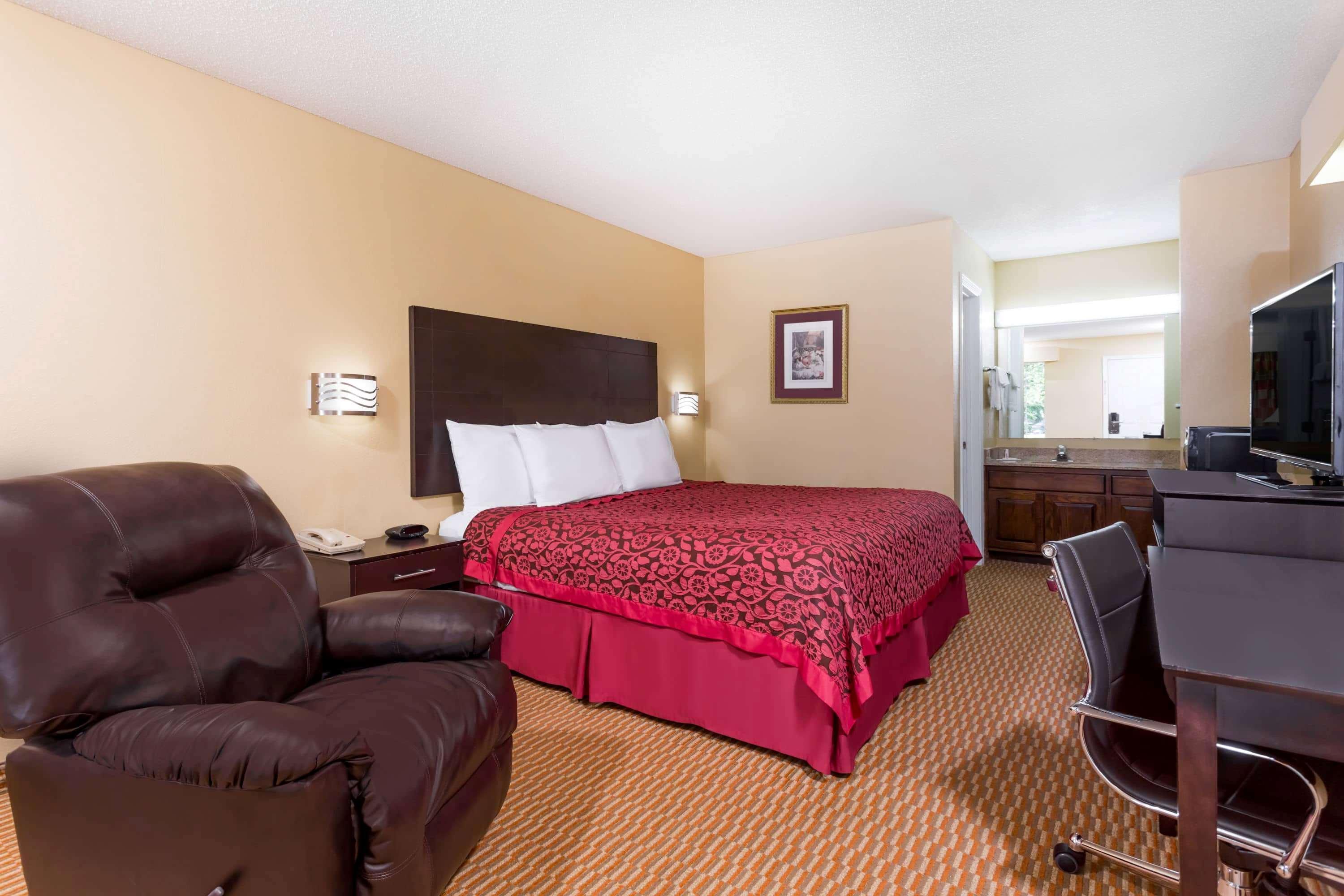 Days Inn By Wyndham Simpsonville Exteriér fotografie