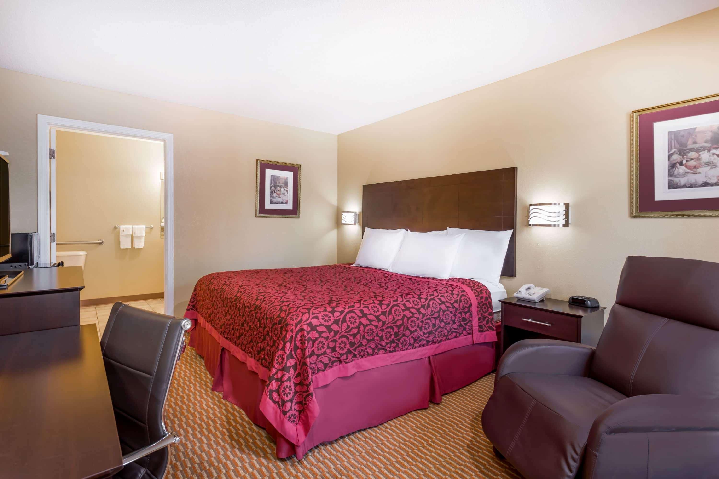Days Inn By Wyndham Simpsonville Exteriér fotografie